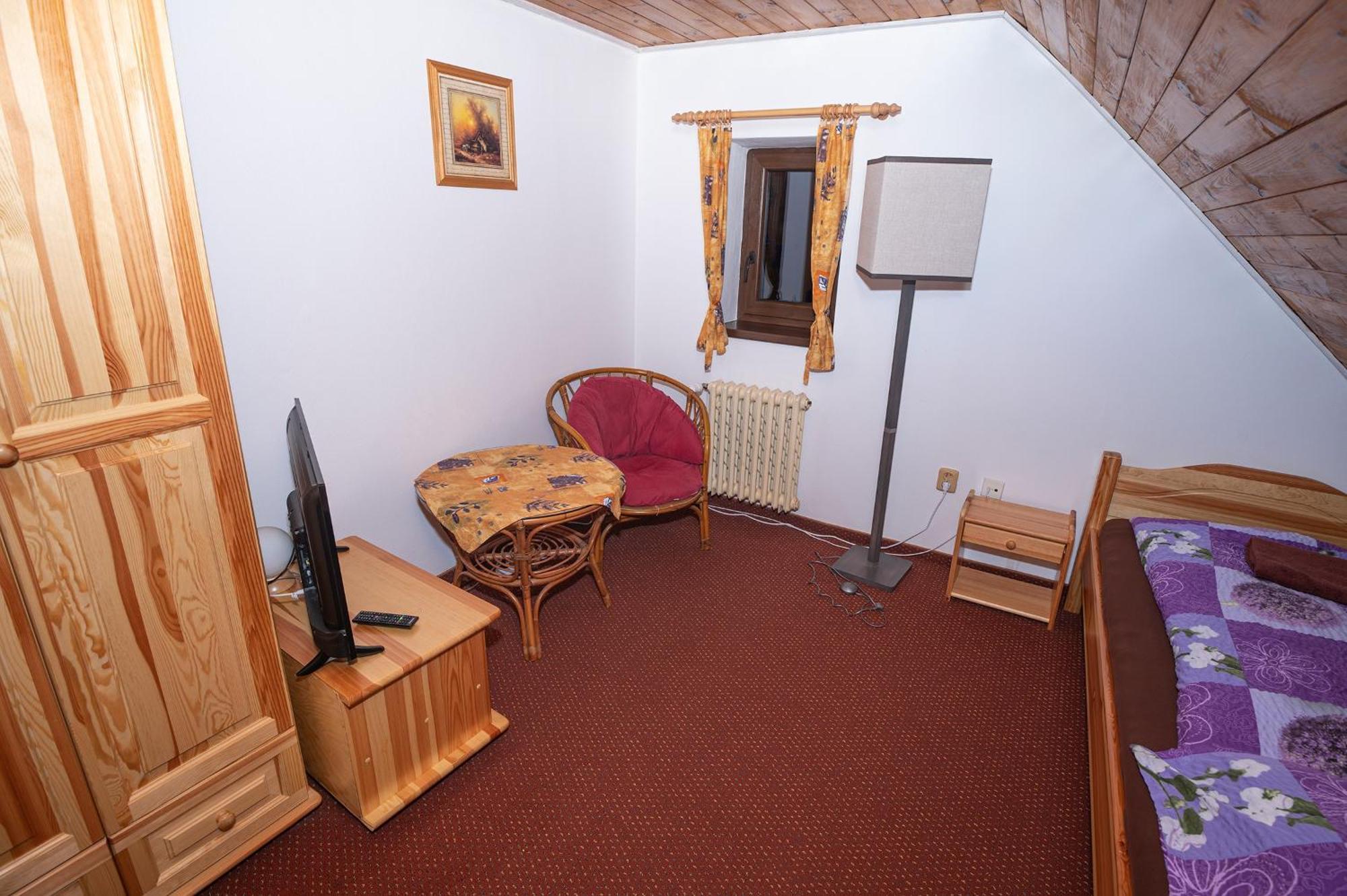 Penzion Harry Na Sjezdovce Krkonose วีโซเก นาด ยิเซโรว์ ภายนอก รูปภาพ
